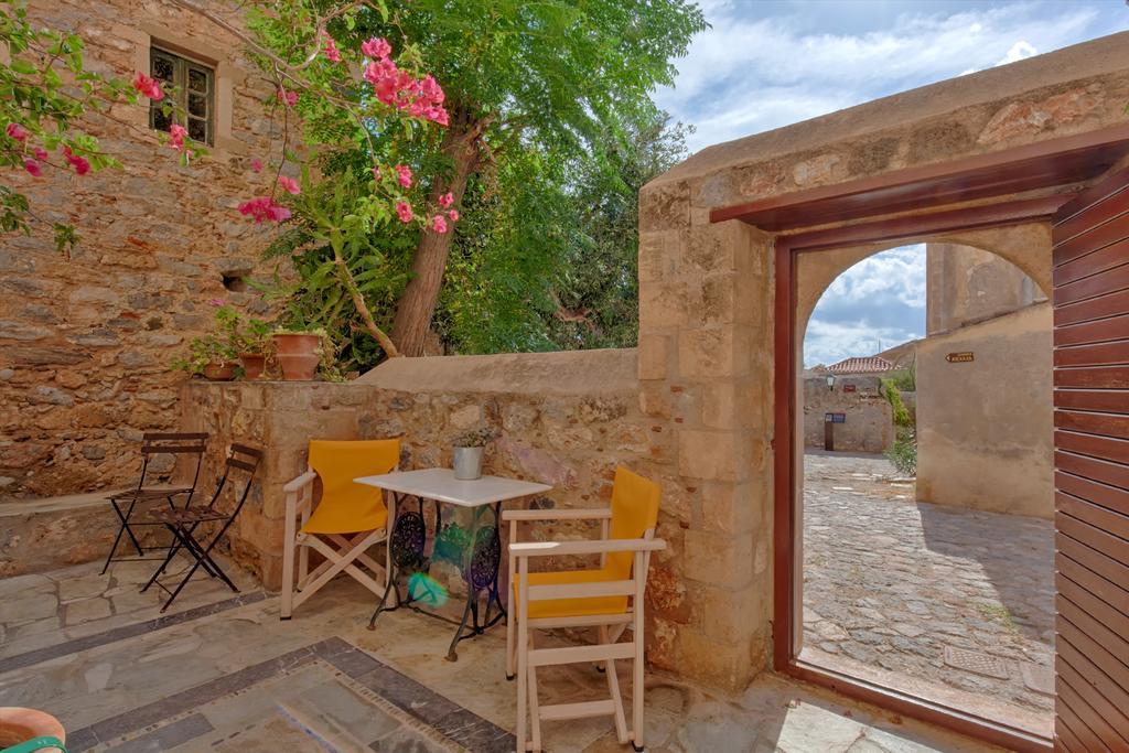 Dorovinis Monemvasia Castlehouses المظهر الخارجي الصورة
